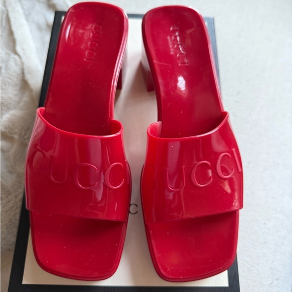 Gucci Women's Bold Red Mules - Picture 1 of 6
